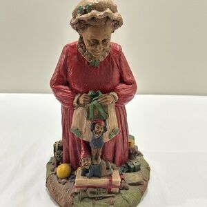 Vintage Tom Clark Mrs Claus II Gnome 1987 Sculpture in Red and Tan